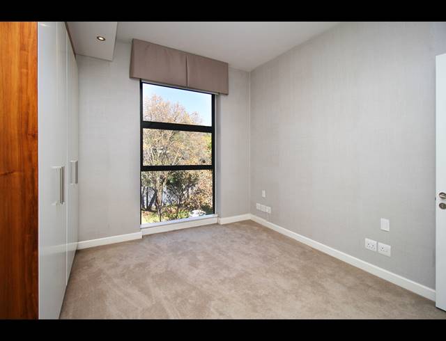 3 BEDROOM APARTMENT FOR SALE IN HOUGHTON ESTATE